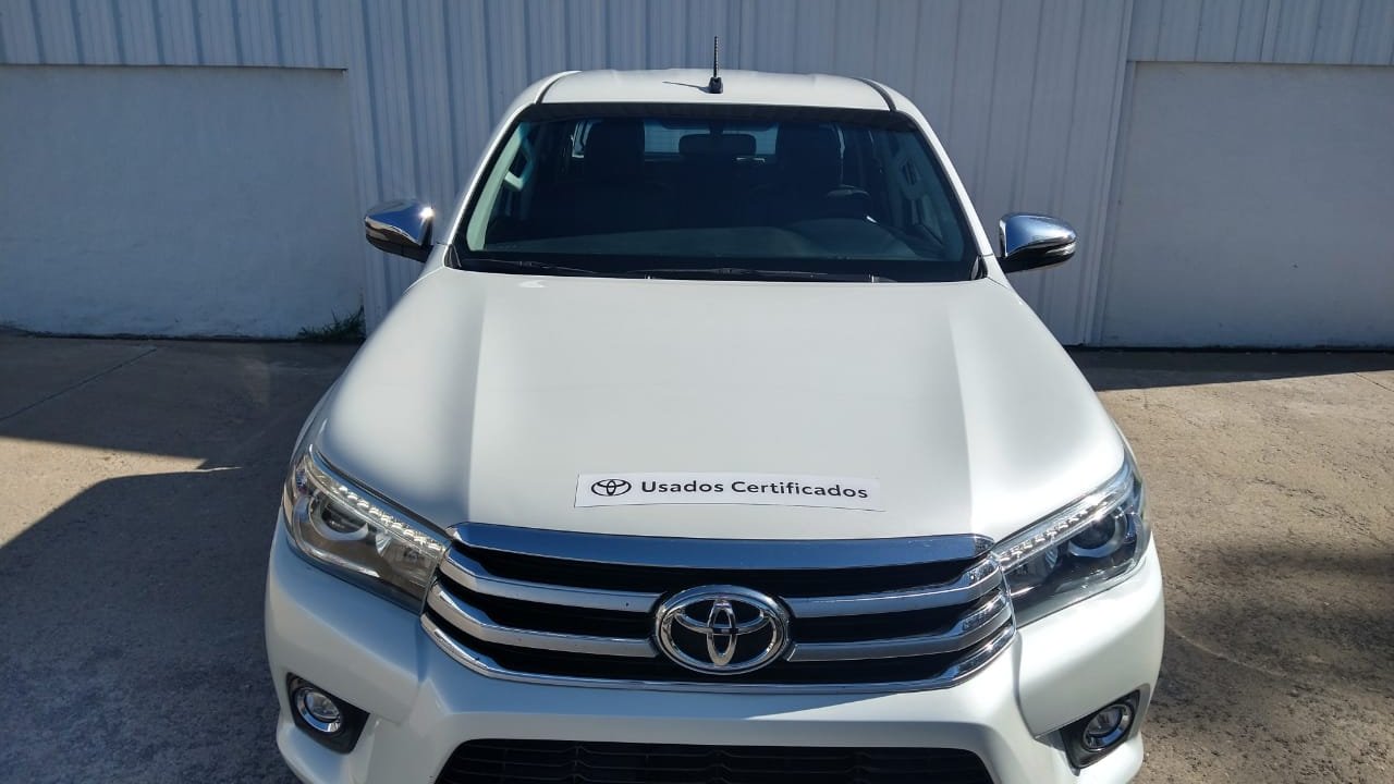 TOYOTA HILUX 4X2 DC SRX 2.8 TDI (int 8474) Concesionario Oficial