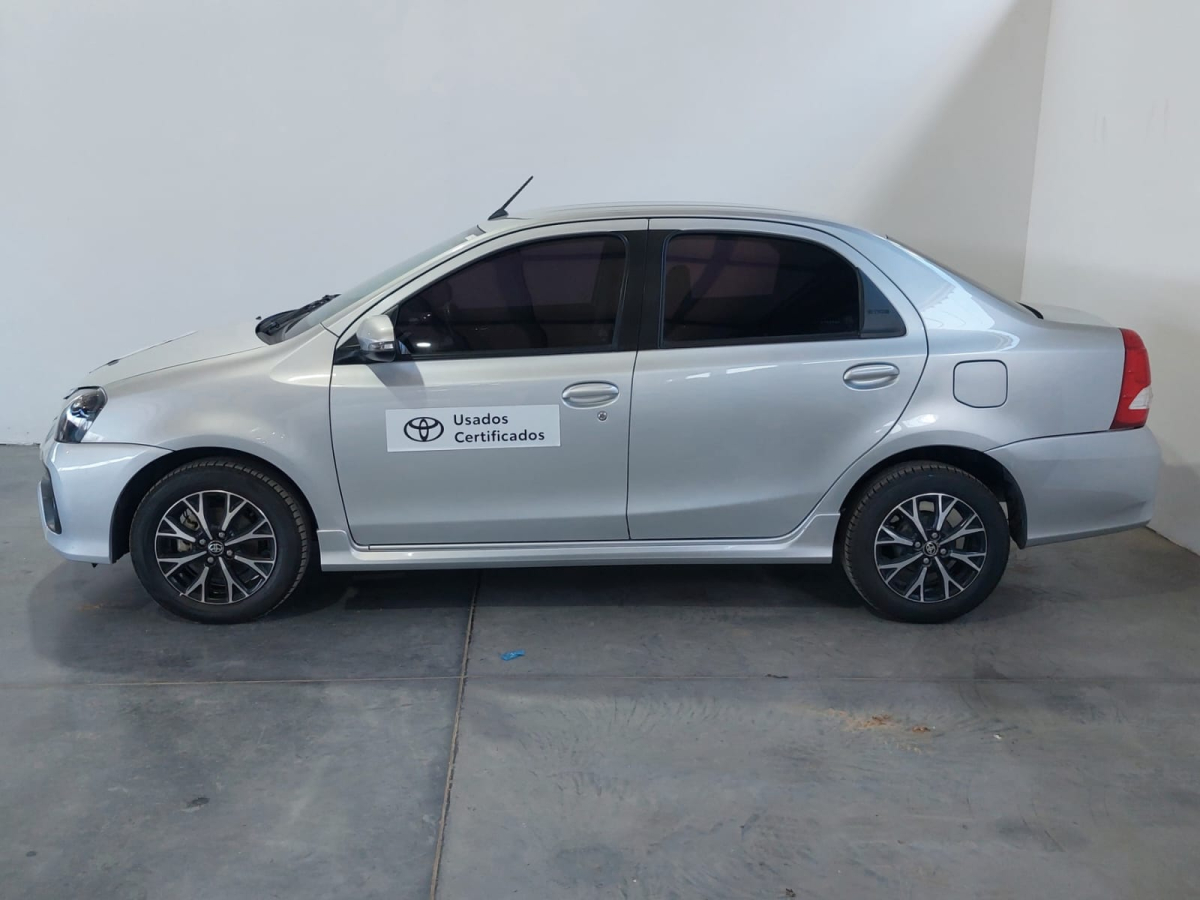 TOYOTA Etios 2018 - foto 1