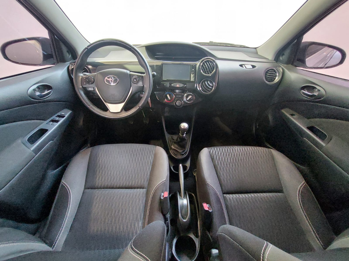 Toyota Etios Xls 1.5 4P 6Mt 2018 - foto 4
