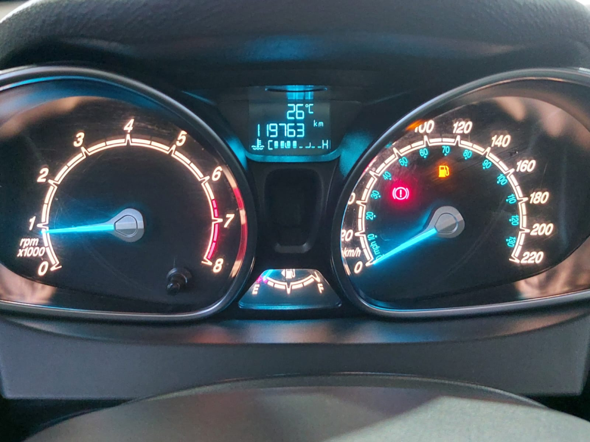 Ford Fiesta Titanium 2015 - foto 5