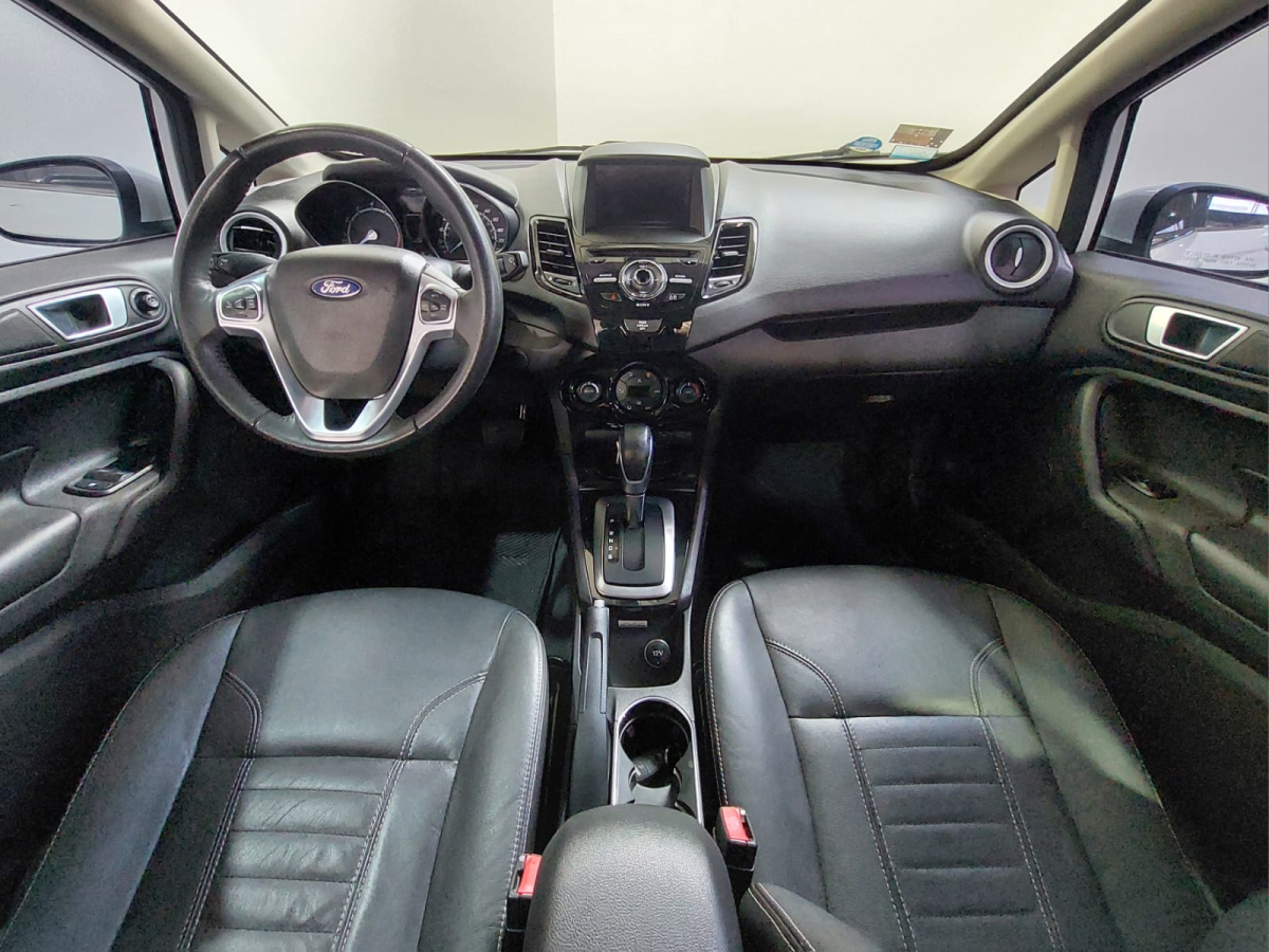 Ford Fiesta 1.6 4P Titanium Kd 2015 - foto 4