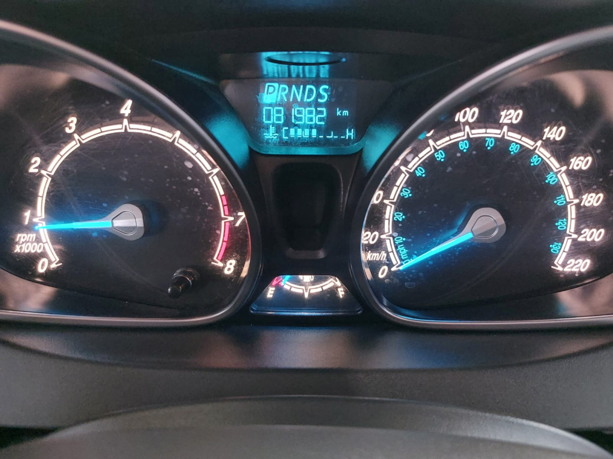 Ford Fiesta 1.6 4P Titanium Kd 2015 - foto 5