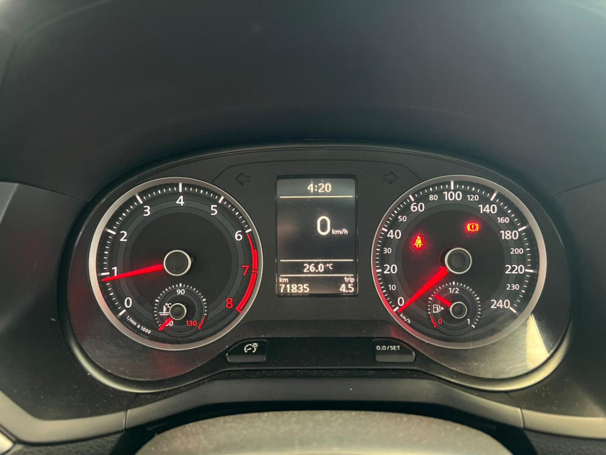 Volkswagen Voyage 1.6 Msi 2017 - foto 5